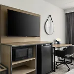 Express By Marriott South End Hotel