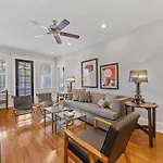 Holiday home Stylish Myers Park 2 Bedroom With Screened Porch