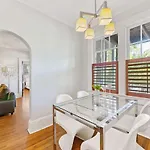 Contemporary 2br In Myers Park With Screened Porch Charlotte