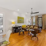 Holiday home Contemporary 2br In Myers Park With Screened Porch Charlotte