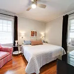 Elegant 1Br King Condo, Elizabeth-Plaza Midwood