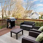 Disconnect At With Great Surroundings In Charlotte, North Carolina Holiday home Charlotte
