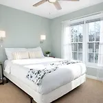 Disconnect At With Great Surroundings In Charlotte, North Carolina * Charlotte