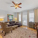 Holiday home Chic 1 Bedroom Units Near Dilworth