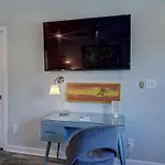 Spacious Conveniently Located 1br In Myers Park Charlotte