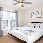 Disconnect At With Great Surroundings In Charlotte, North Carolina Charlotte