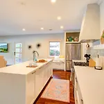 Cozy With Swimming Pool In Charlotte, North Carolina * Charlotte
