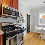 Holiday home Chic 1 Bedroom Units Near Dilworth