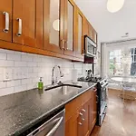 Contemporary Gem In The Heart Of Myers Park Charlotte