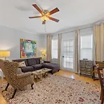 Chic 1 Bedroom Units Near Dilworth *