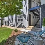 Spacious Conveniently Located 1br In Myers Park