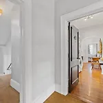 Holiday home Stylish Myers Park 2 Bedroom With Screened Porch *
