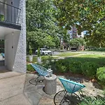 Comfortable And Stylish Near Myers Park