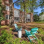 The Collection Clt: 500 Queens Holiday home