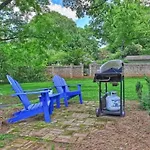 Elegant 2Br With Covered Patio