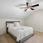 Cozy 4b 2 5b King Beds Jacuzzi