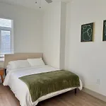 Luxury Apartment Uptown, Free Parking, 5Min Bank Of America Stadium