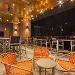 Holiday Inn Express & Suites - Charlotte - South End By Ihg