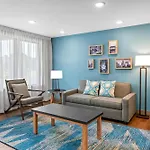 Woodspring Suites Charlotte Northlake