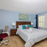 New! Special Intro Rates! Lovely 2 Bedroom