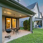 Cozy 3Br Retreat With Patio Prime Charlotte Spot