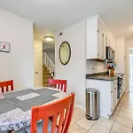 Cozy Family Retreat! Home In Charlotte Suburbs