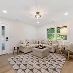 Holiday home Plaza Shamrock *pied-a-terre* Newly Renovated! Charlotte