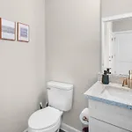 Spacious 3-Bedroom Home With Workspace Near Uptown & Airport