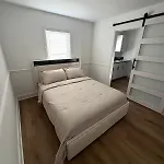 Holiday home Charming Classic, Duplex With A Modern Twist Charlotte