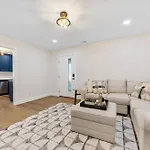 Holiday home Plaza Shamrock *pied-a-terre* Newly Renovated! Charlotte