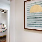 Plaza Shamrock *pied-a-terre* Newly Renovated!