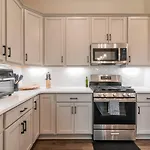 Spacious 4Br Near Unc Charlotte & Major Venues