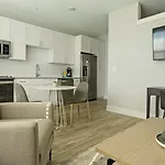 Landing Stylish Studio Gym Game Room