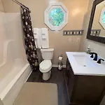 Private Quiet Near Unc