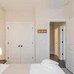 Spacious 4Br Near Unc Charlotte & Major Venues