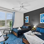 4Br King Bed Luxe Amenities Airport