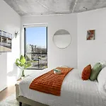 Luxury 2Br South End Uptown Charlotte, Walkable, Gym, Washer & Dryer