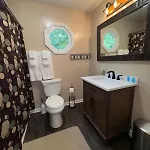 Private Quiet Near Unc *