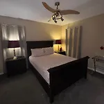 Private Quiet Near Unc Apartment *