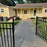 Apartment Private Quiet Near Unc Charlotte
