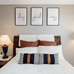 Private Room In Ballantyne