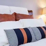 Private Room In Ballantyne