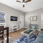 2br With Fenced Backyard, Minutes To Uptown Charlotte