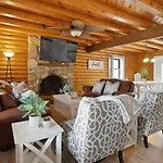 Holiday home Renovated 5br/3ba W/ Rec