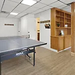 Renovated 5Br/3Ba Cabin W/ Rec Room