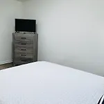 Cozy Corner Escape Entire Home In Charlotte