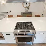 Luxury Build - King Beds - Minutes To Uptown