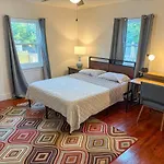 House With Firepit Near Noda Plaza Midwood Lightrail