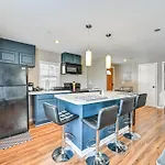 'aag's Comfort Zone' 5 Mi To Uncc! Holiday home Charlotte