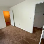 Modern 4 Bedroom Home Near Uptown Charlotte